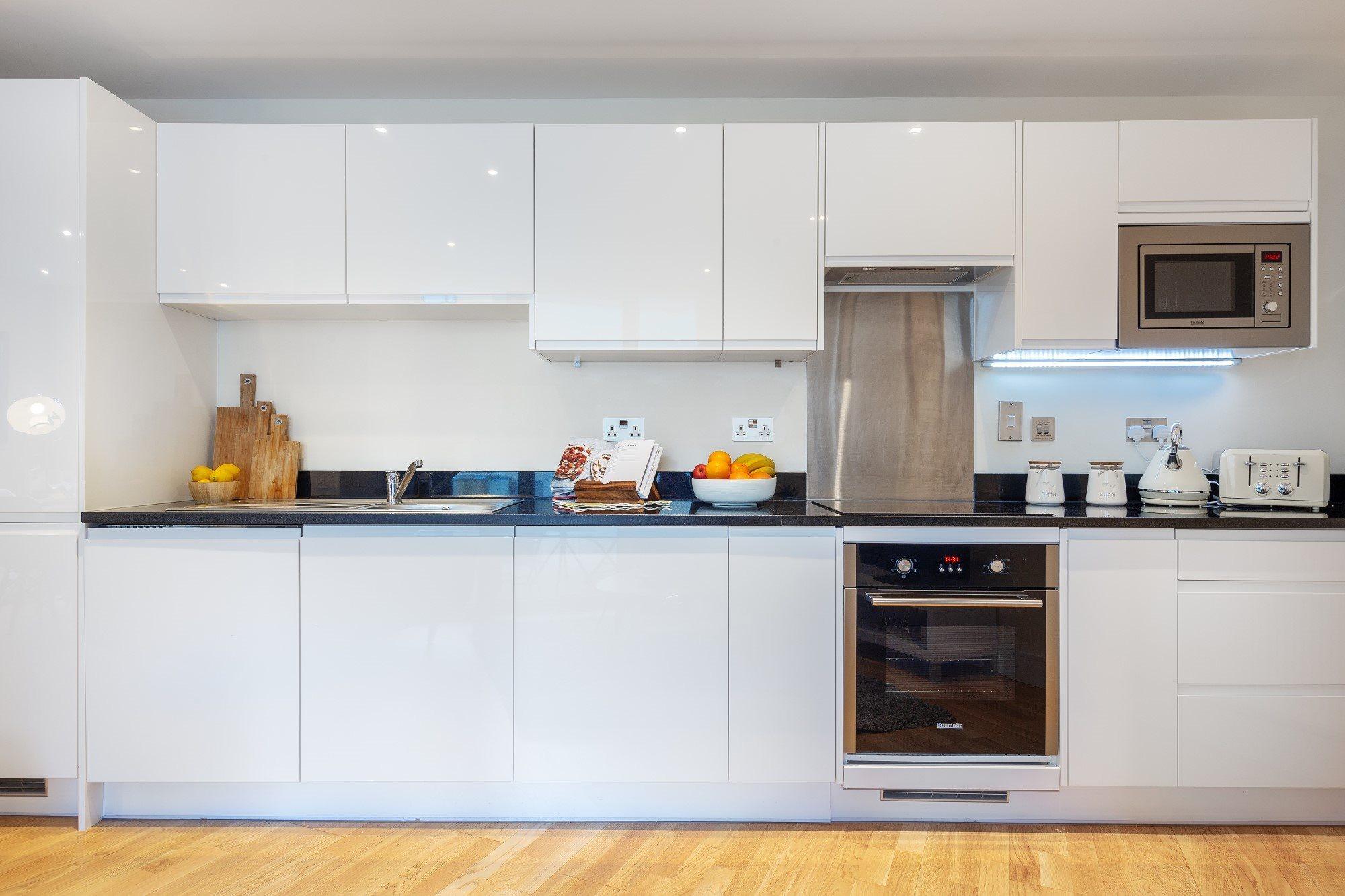 Two Bedroom Serviced Apartment With Balcony In Weymouth Building, Deacon Street London Exterior photo