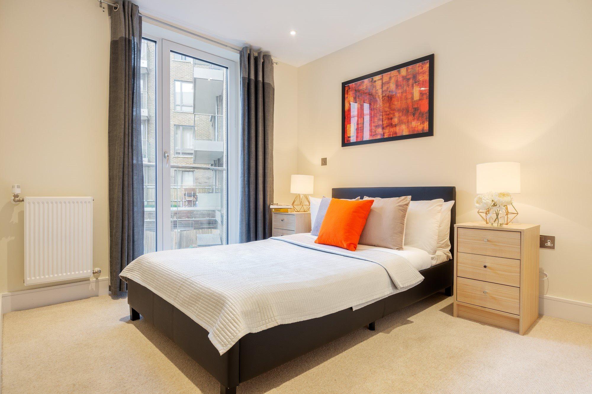 Two Bedroom Serviced Apartment With Balcony In Weymouth Building, Deacon Street London Exterior photo