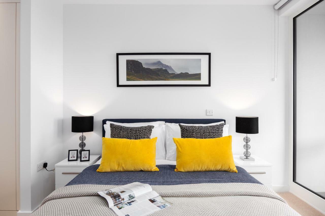 Two Bedroom Serviced Apartment With Balcony In Weymouth Building, Deacon Street London Exterior photo